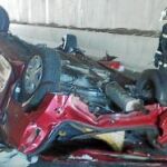 El accidente se produjo a las nueve de la mañana. El único ocupante del coche murió como consecuencia del impacto