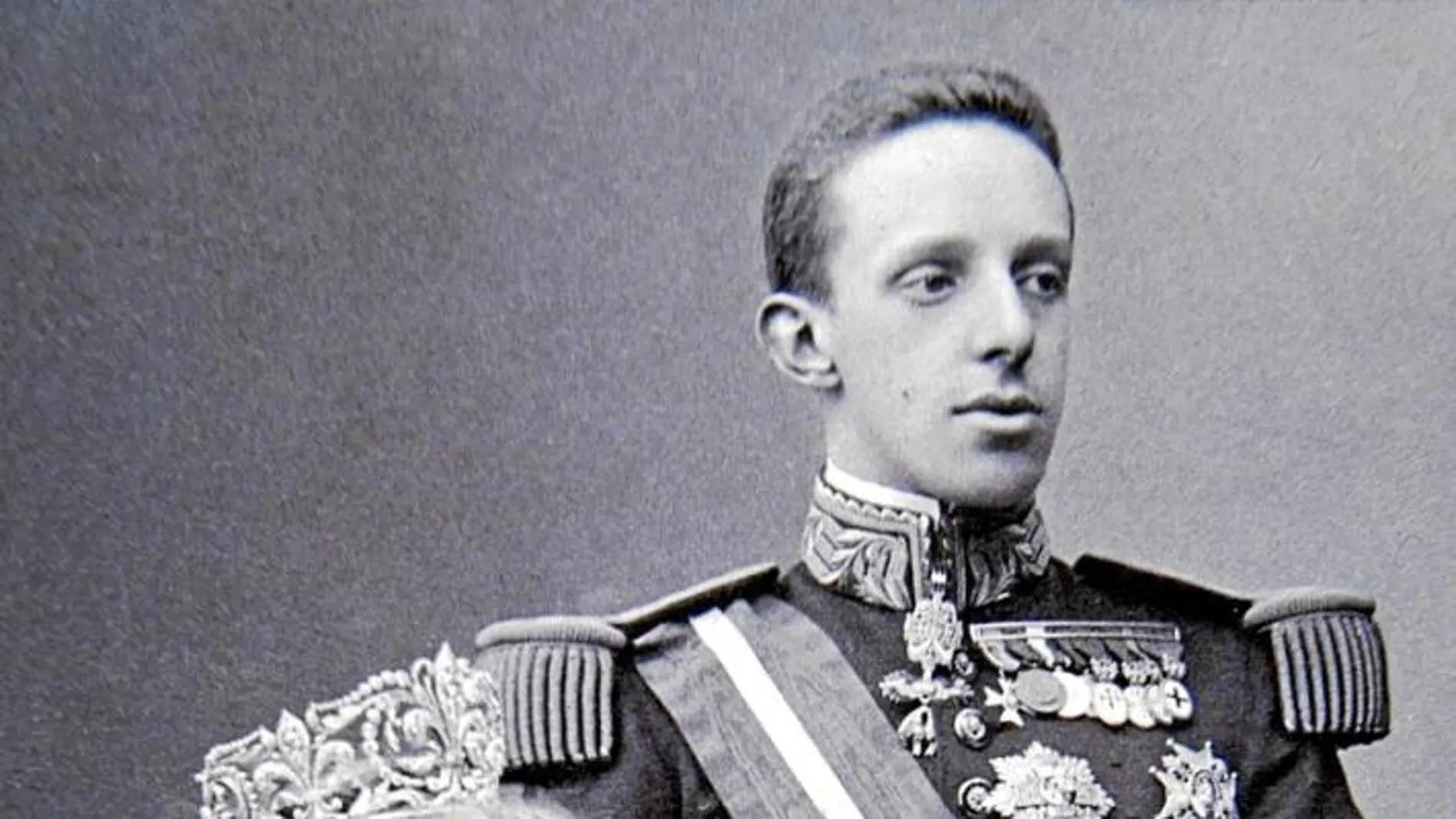 Alfonso XIII y Victoria Eugenia de Battenberg