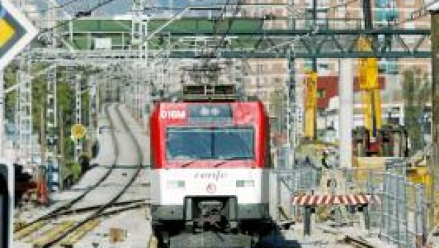 El traspaso de la gestión de Cercanías es, sin duda, el más emblemático de los 19 que se han materializado en los últimos cuatro años