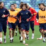 Los jugadores españoles, durante el entrenamiento de ayer, en Durban