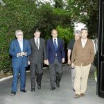 El presidente Francisco Camps con el hijo de Berlanga y los de Vizcaíno Casas