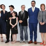 Rebecca Hall, Mark Rylance, Ruby Barnhill, Steven Spielberg, Jemaine Clement y Penelope Wilton durante el photocall de 'The BFG'.