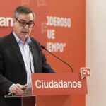 El vicesecretario general de Ciudadanos, José Manuel Villegas, durante la rueda de prensa que ha ofrecido tras la reunión de la Ejecutiva Nacional del partido, esta mañana en Madrid