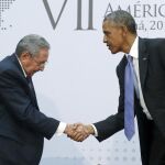 Raúl Castro y Obama se encontraron en la Cumbre de las Américas en Panamá
