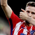 Saúl Ñíguez celebra su gol marcado ante el Betis. Efe