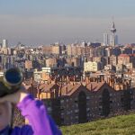 El 29 de diciembre, Carmena activó por primera vez en España la prohibición de circular a la mitad de las matrículas ante los elevados niveles de N02