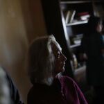 Imagen de archivo de una mujer con alzheimer