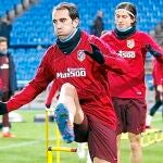 Los jugadores rojiblancos se entrenaron ayer en el Calderón para preparar el partido de hoy frente a Las Palmas