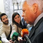 El ex presidente del Gobierno, Felipe González tras recibir este mediodía en el Palau de la Generalitat el XXV Premio convivencia Profesor Manuel Broseta