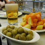 El estudio ha hallado un vínculo entre el alcohol y el apetito