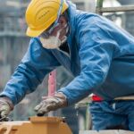 Cologne Germany Industrial work with Personal Protective Equipment 02_643x397
