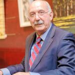 El doctor Miguel Ángel Sanz, ayer en el Club de Encuentro Manuel Broseta donde pronunció la conferencia «Medicina Personalizada. El paradigma de las leucemias»