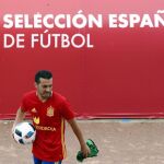 El delantero de la selección española Pedro Rodríguez durante el entrenamiento en la Isla de Ré