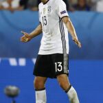 Müller protesta en uno de los partidos de la Eurocopa