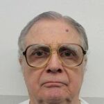 A Arthur, un hombre blanco, lo declararon muerto a las 00.15 hora local (05.15 GMT) tras recibir una inyección letal en la prisión Holman de Atmore.
