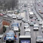 El transporte es uno de los sectores que más dióxido de carbono emite a la atmósfera, por ello se dan ayudas a los transportes que usan energía renovable