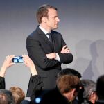 Macron nació en Amiens, hijo de un profesor de Neurología y una doctora en Medicina. Él estudió Filosofía y llegó a ser el ministro de Economía de Hollande a mitad de su mandato.