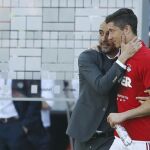 Pep Guardiola y Robert Lewandowski