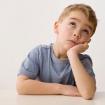 ¿Tu hijo se aburre? ¡No pasa nada! Además de normal es muchas veces positivo.