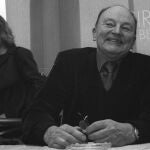 El escritor francés Michel Tournier, en un aimagen de 1998