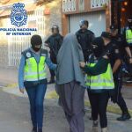 La Policía Nacional detiene a una mujer por su vinculación con el Estado Islámico