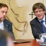 Oriol Junqueras y Carles Puigdemont, en la reunión del Govern