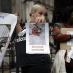 Médicos y enfermeras han sido víctimas de abusos verbales en la calle