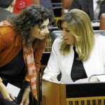 La presidenta de la Junta de Andalucía, Susana Díaz, junto a la consejera de Hacienda, María Jesús Montero