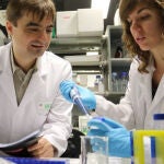 Dos de los científicos que han participado en el proyecto