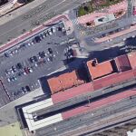 Aparcamiento de la estación intermodal de Almería, donde aparcaron el vehículo con la niña dentro.
