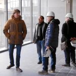 El alcalde de Soria, Carlos Martínez, y Luis Rey visitan las obras del mercado