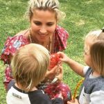 Elsa con sus peques