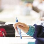 La Unión de Consumidores de Cataluña calcula que el curso escolar cuesta un 9 por ciento más a las familias por cada hijo