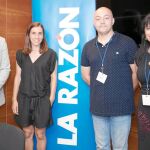 Xavier Pérez, de Purina, Òscar Montoro, de Help Guau, y Alejandra González de Bayer