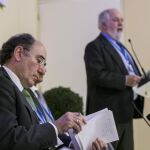 El comisario de Acción por el Clima, Miguel Arias Cañete), y el presidente de Iberdrola, Ignacio Sánchez Galán, durante la la Comisión global sobre la economía y el clima el pasado día 4