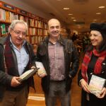Jesús Egido, Fermín Herrero y Angélica Tanarro en la presentación del libro en la librería Oletvm en Valladolid