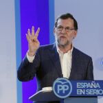 Mariano Rajoy, en un acto del PP ayer en Zaragoza.