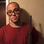 Chris Harper Mercer con un rifle en una imagen de archivo.