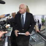 El senador republicano John McCain el pasado 13 de julio de 2017