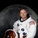 Neil Armstrong con el traje de la misión del Apolo XI