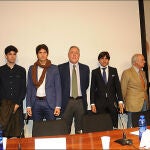 Los diestros Posada de Maravillas, López Simón y Sebastián Castella; el periodista Federico Arnás, el rejoneador Diego Ventura, el ganadero José Luis Lozano y el director gerente del Centro de Asuntos Taurinos, Manuel Ángel Fernández, en la apertura del III ciclo de cine taurino en Las Ventas
