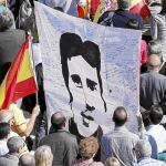 Manifestación en recuerdo de Miguel Ángel Blanco en 2013 en Madrid