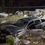 Así quedaron los vehículos tras el paso del tornado
