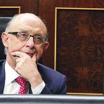 Cristóbal Montoro anunció el viernes un recorte del gasto de 2.000 millones de euros para este año