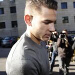El futbolista del Atlético de Madrid Lucas Hernández, a su llegada hoy al Juzgado de lo Penal 35