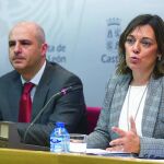 Milagros Marcos atiende a la prensa junto a Jorge Llorente, director de Producción Agropecuaria e Infraestructuras