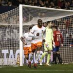 3-3. Osasuna y Valencia empatan en un partido con tres remontadas locales