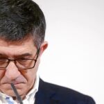 Patxi López, ayer durante su rueda de prensa en Madrid