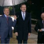 Rajoy: traje azul marino y corbata azul claro
