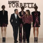 El diseñador Roberto Torretta, al término del desfile.